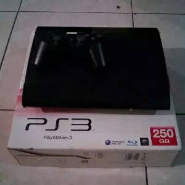 Playstation 3 super slim hdd 250 GB