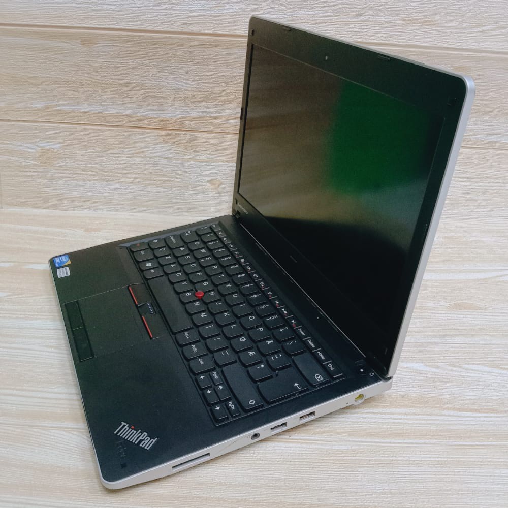 LENOVO THINKPAD EDGE INTEL CORE i3 GEN 1ST RAM 4GB HDD 320GB