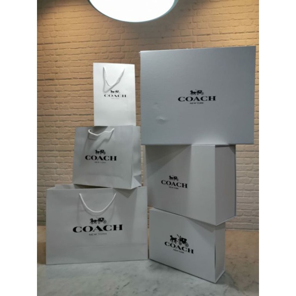 

BOX / KOTAK PAPERBAG COACH