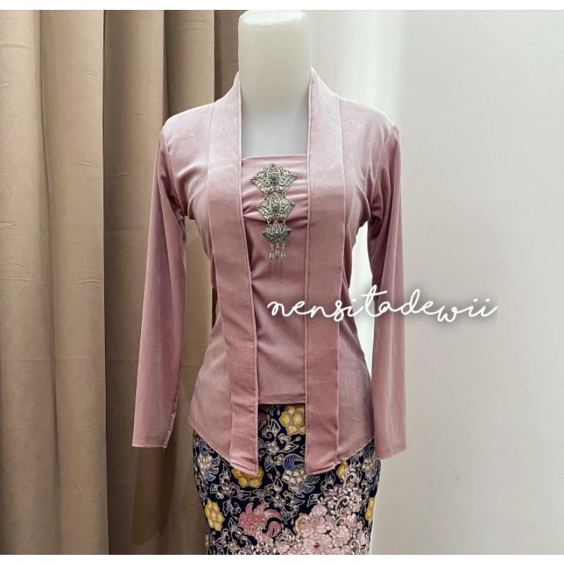 Kebaya Cantik / Kebaya Bludru Kutubaru - Warna Rosegold