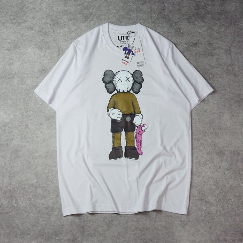 KAOS UNIQLO KAWS - BAJU T SHIRT UNIQLO X KAWS AUTHENTHIC-7