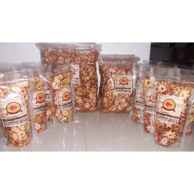 

Kerupuk seblak biwir