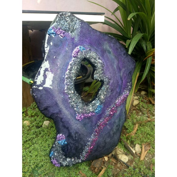 geode epoxy resin art