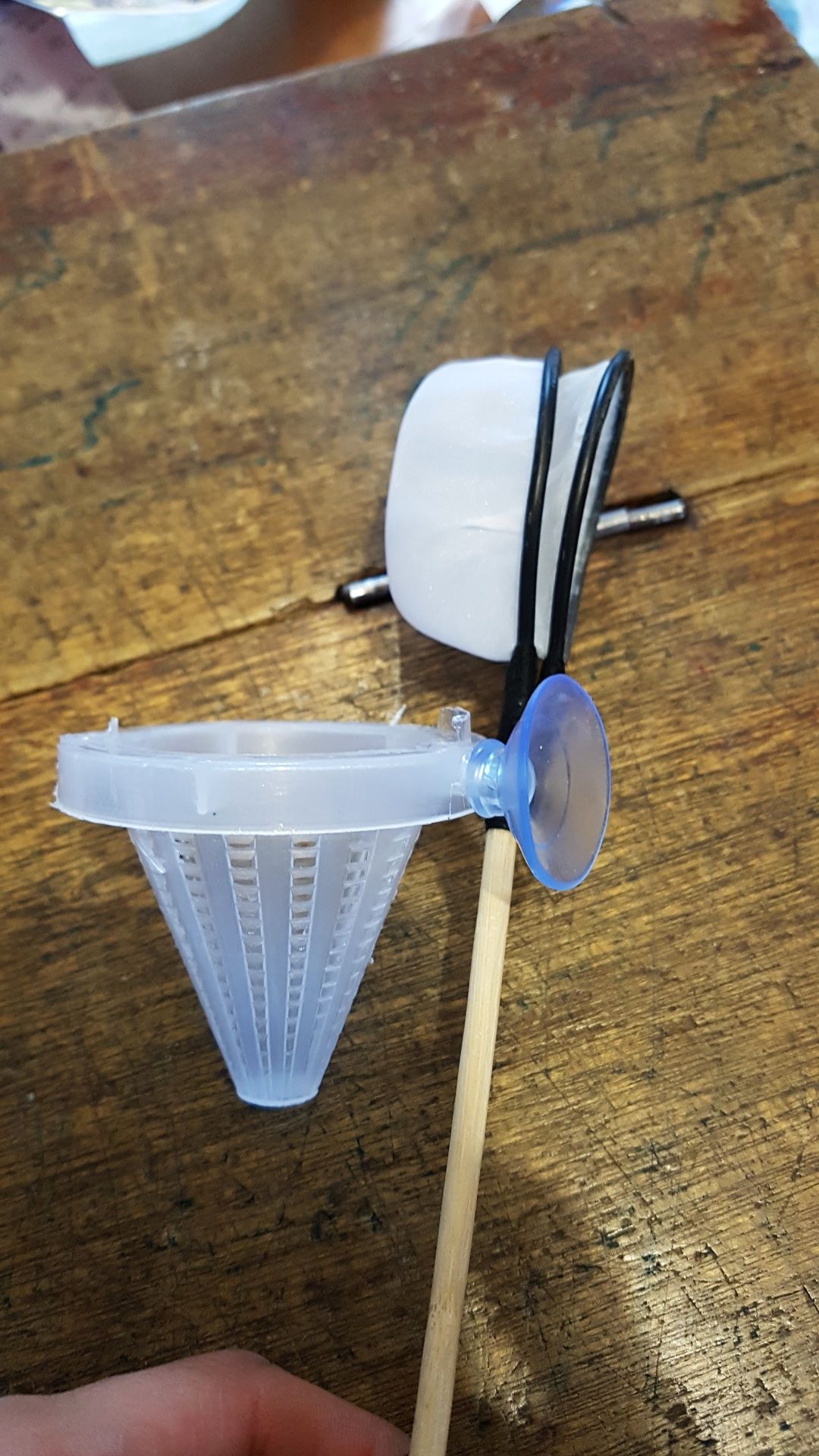 Corong Casut Cacing Sutra/ Tempat Pakan Ikan/ Tempat Cacing Sutra Merk Yang/ Corong Cacing Sutra