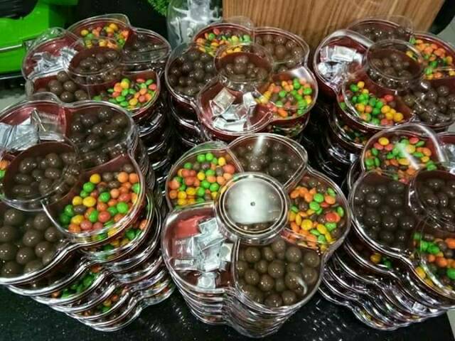 Coklat tray delfi coklat tray l'agie coklat kiloan coklat lebaran paket coklat delfi Tray Coklat