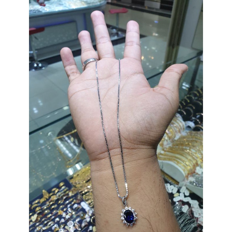 kalung emas 750 italy berliontin biru cakep banget