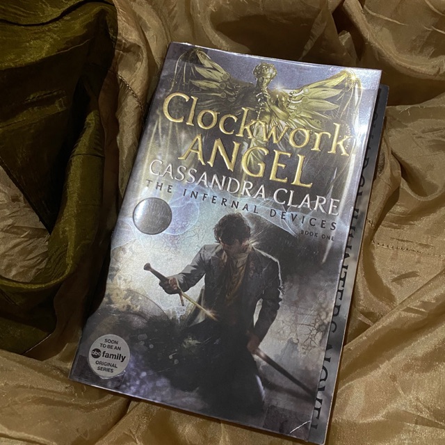 [Preloved] Clockwork Angel