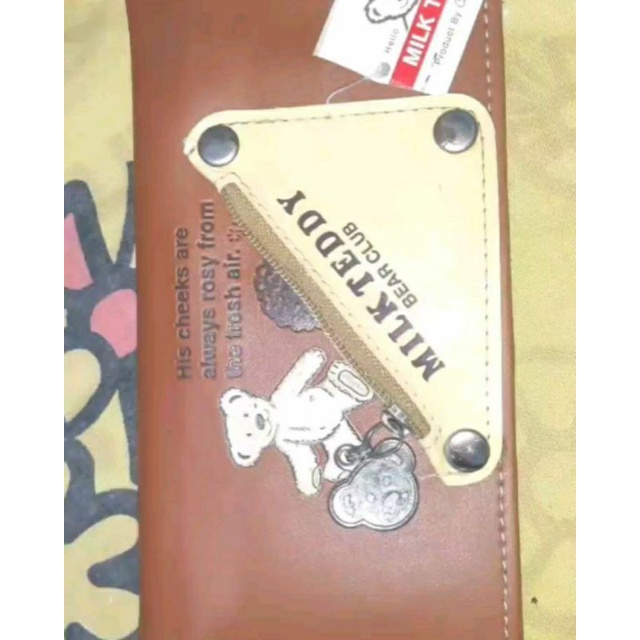Milk teddy wallet