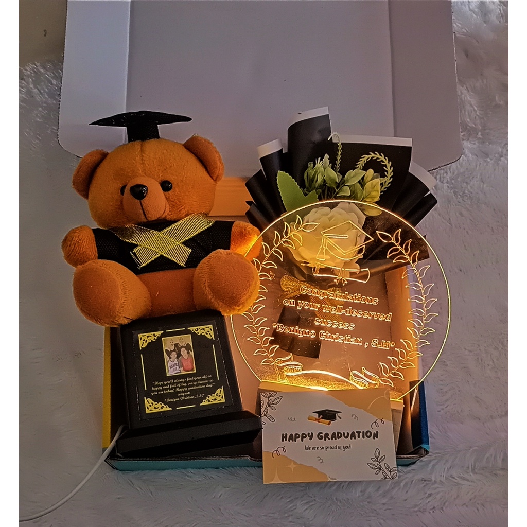 

Gift box hampers wisuda murah/ kadowisuda/kadowisudakekinian