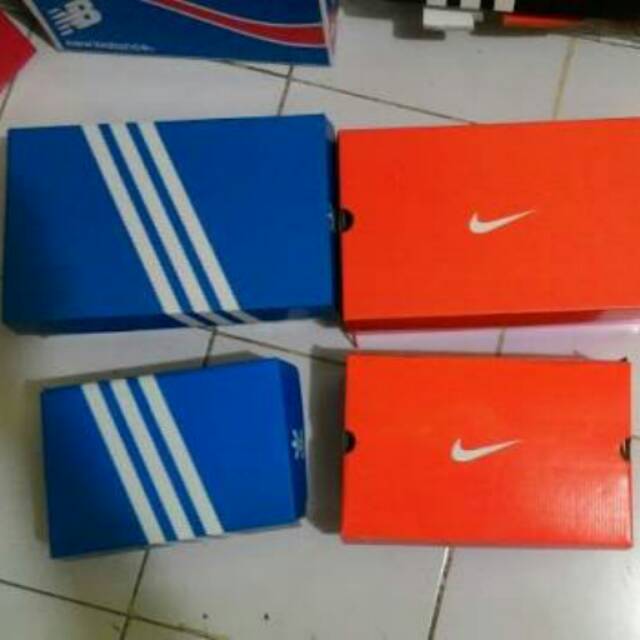 Termurah box sepatu Nike & Adidas