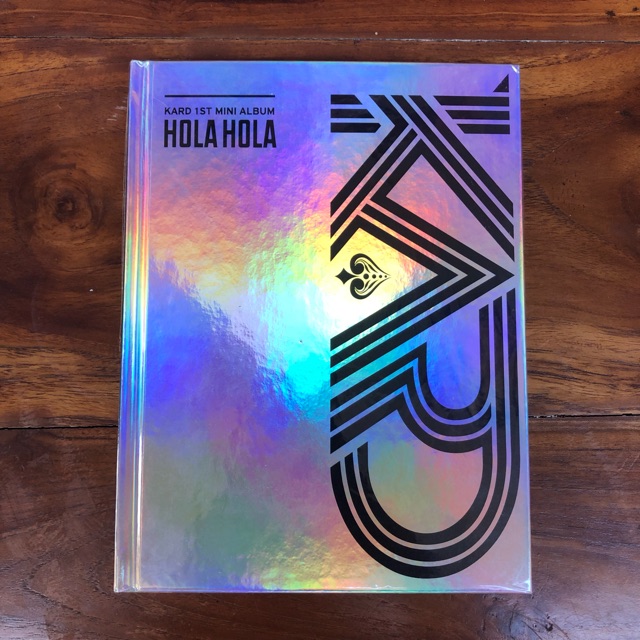KARD - 1st Mini Album ‘Hola Hola’