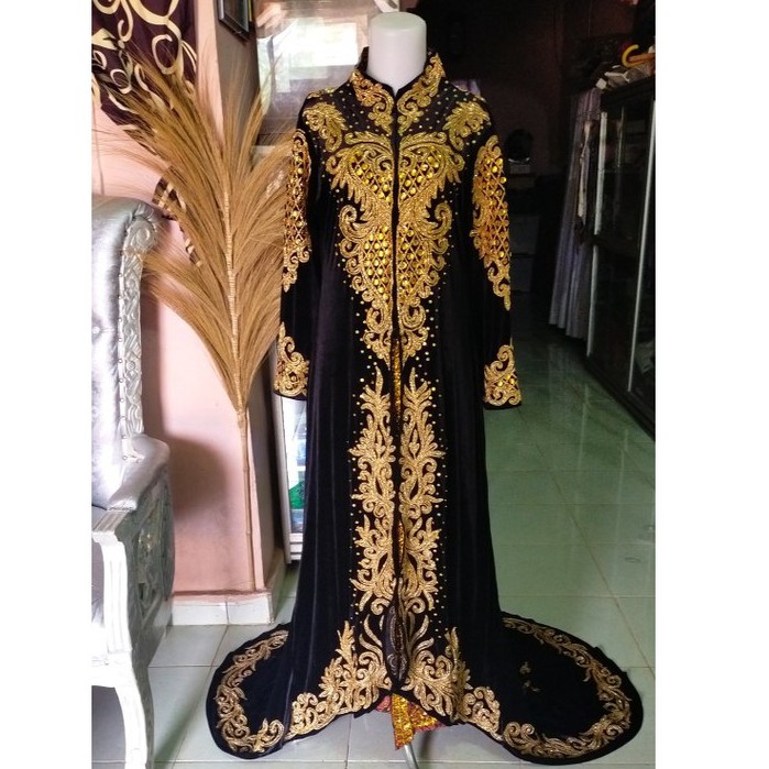 Kebaya Bludru pengantin muslim shireen