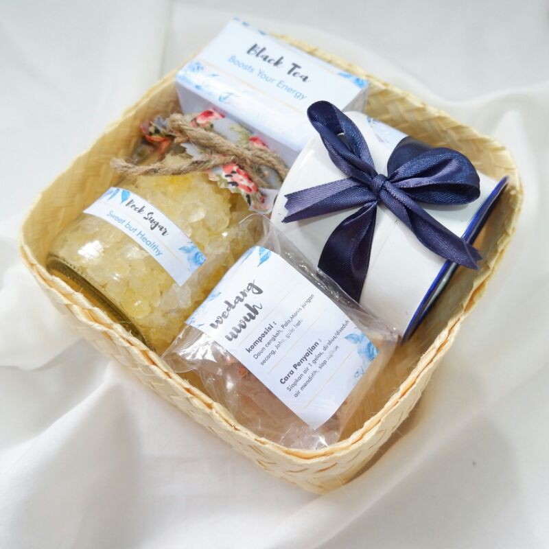 

HAMPERS MAULA SPESIAL NATAL By.HijrahPlastik PRODUK LOKAL