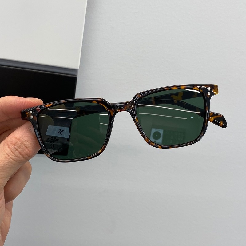 （YUZHU）COD Kacamata Hitam Pria/Wanita Retro Gaya Sempit Frame Kacamata Murah Sunglasses