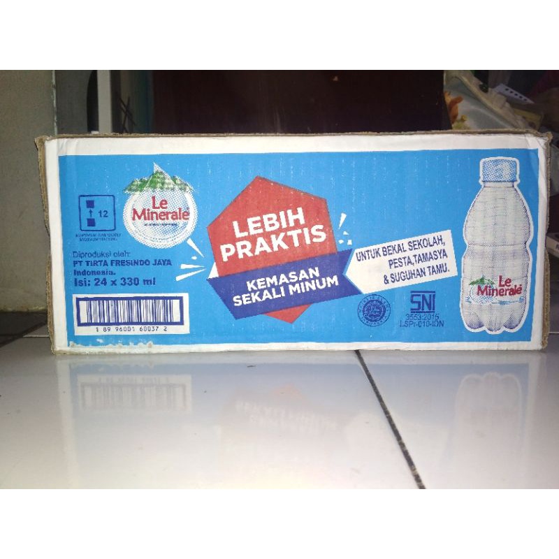 

Le Minerale 330 ml Dus / Karton Isi 24 Botol