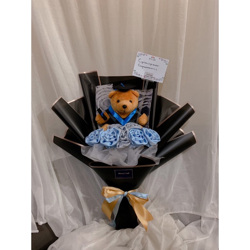 graduation bouquet/ bouquet bunga/ bouquet sidang/ bouquet wisuda /buket bunga /bucket bunga