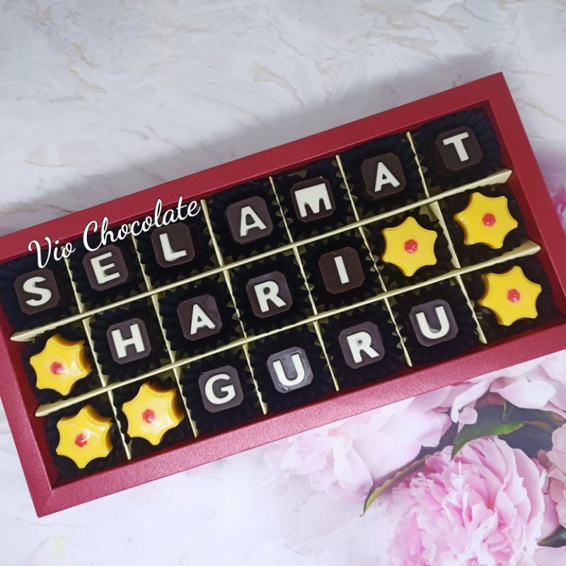 

Coklat Hari Guru/ Coklat Hari Ibu/ teacher's day/ mom's day/ Coklat Praline isi 21