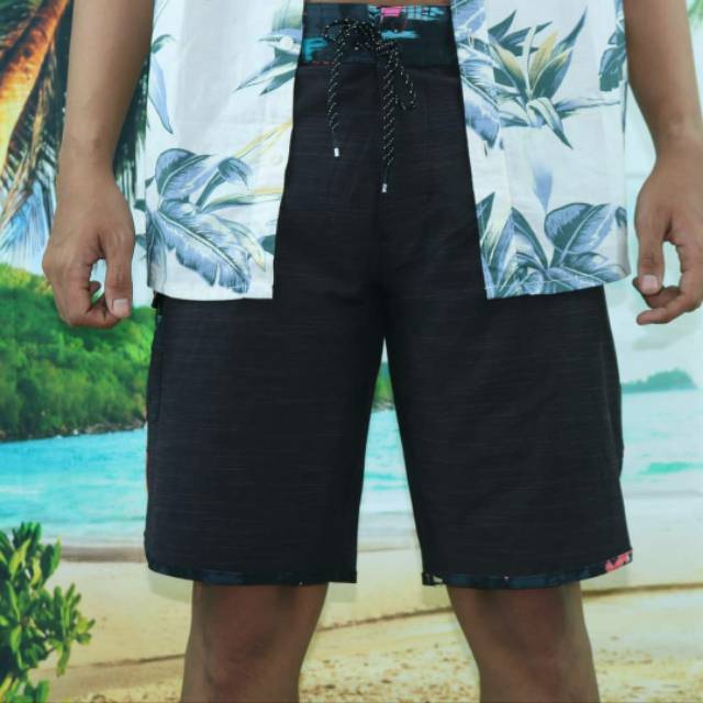 Billabong boardshorts