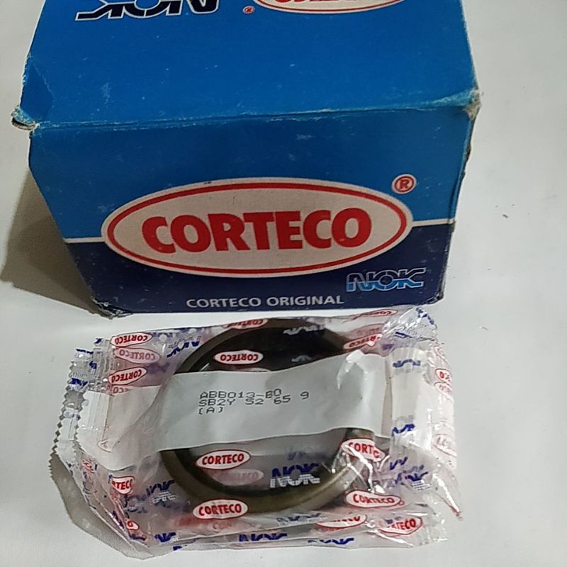 Oil Seal Roda belakang kijang 5K ,7K