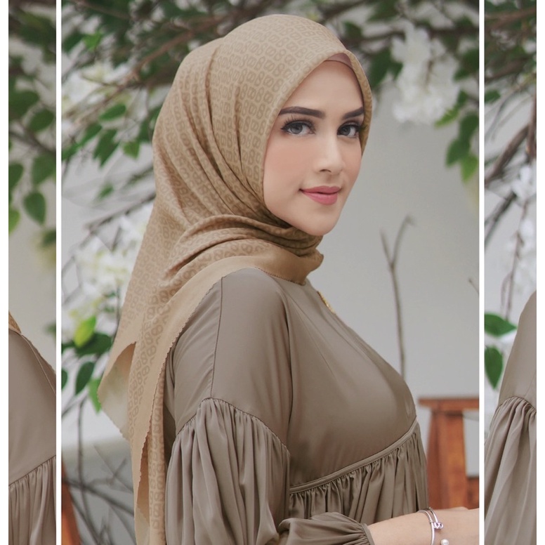 Buttonscarves Tapis Square Navajo