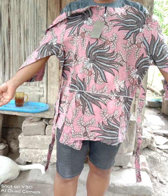 Batik Wanita Atasan Blouse Modern Warna Pink Model Peplem