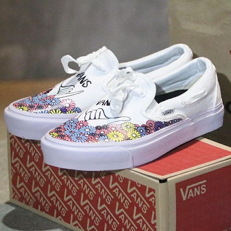 Sepatu Wanita Vans Slip On Lacey Flower Import Quality