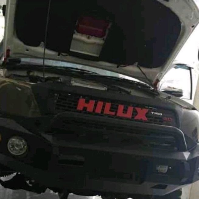 Peredam Kap Mesin Hilux 2006-2011 Double Cabin