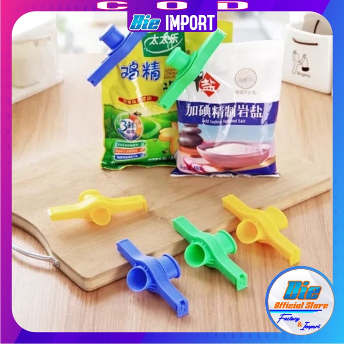 Klip Corong Makanan 2 in 1 Segel Penutup Plastik Makanan / Bumbu Impor Best Seller