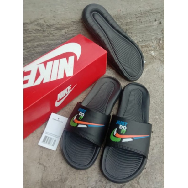 sandal nike benassi sandaljepit sandal slipon