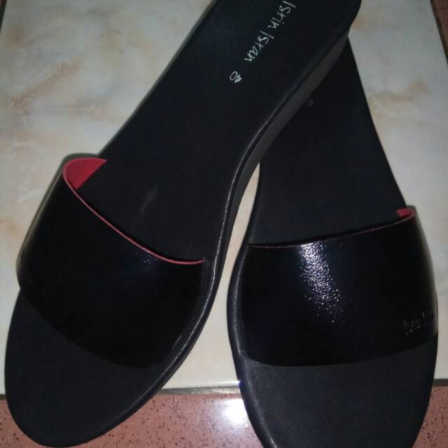 Sendal IsrinIsran