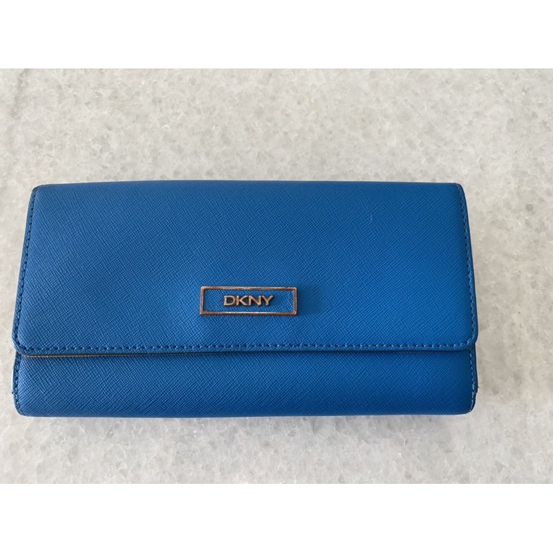 Preloved dompet perempuan / DKNY wallet