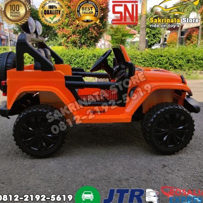 Mobil Remote Aki Mainan Anak Jeep Rubicon Ban Karet