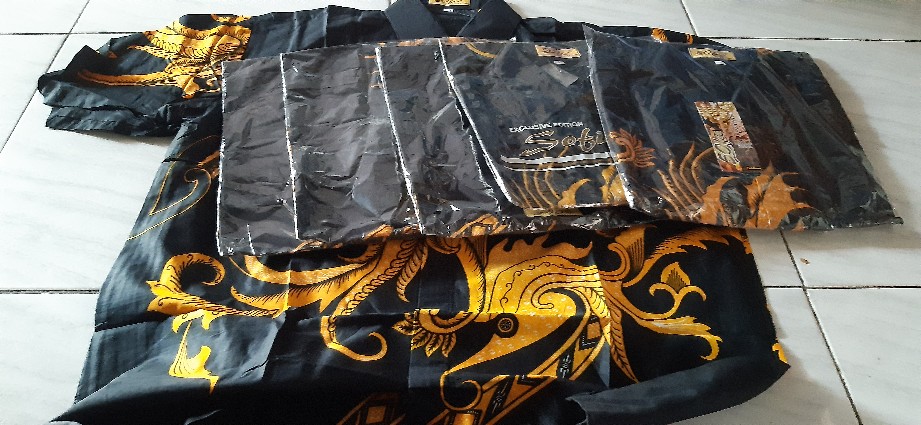 Bswart Batik Hrb026 Kenongo Hem Pendek Padi Pekalongan M L Xl Batik Pria Murah Modern Grosir