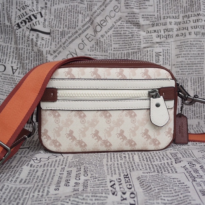 COACH 89084 fashion baru tas bahu all-match/tas selempang/tas persegi kecil/tas kamera