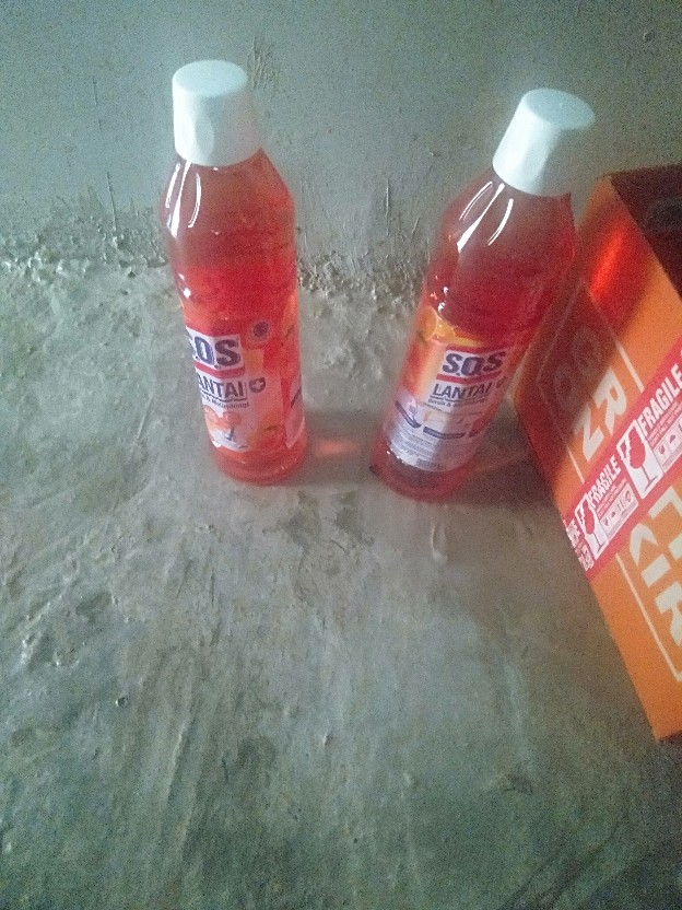Sos Pembersih Lantai Botol [800 Ml]/2pcs