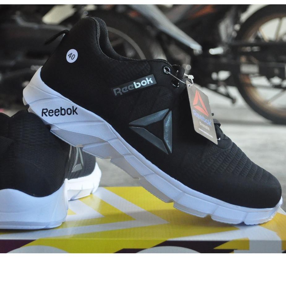 model sepatu reebok terbaru