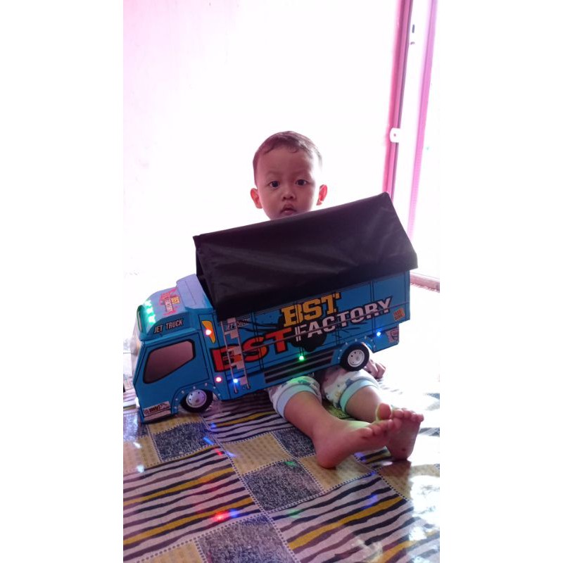 Tarik Oleng Skala besar Miniatur Truk Oleng