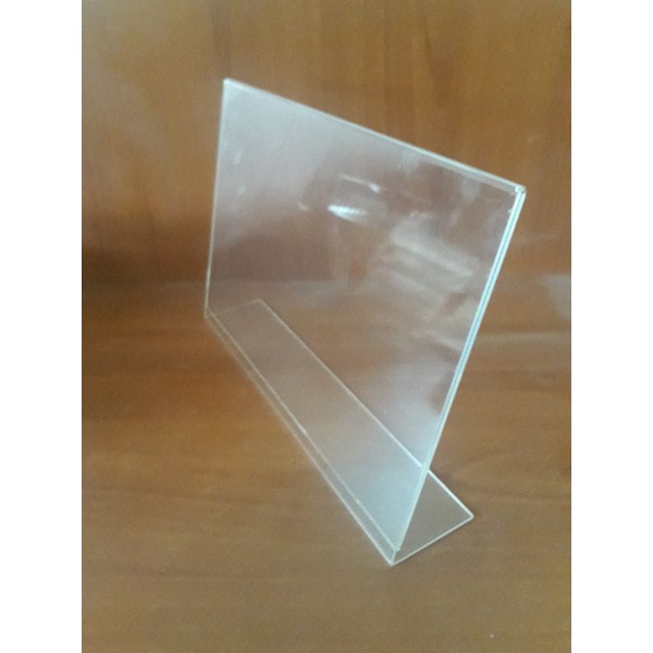 

akrilik stand A4 satu sisi horizontal/landscap