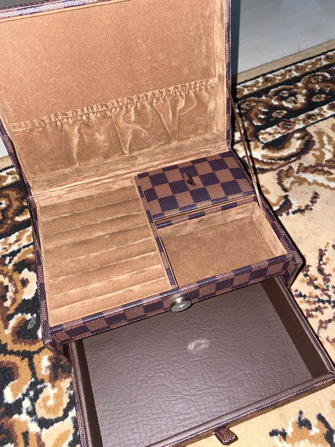 Promo - Kotak Tempat Perhiasan Dan Aksesoris Cincin Gelang Kalung / Jewelry Box Accesories