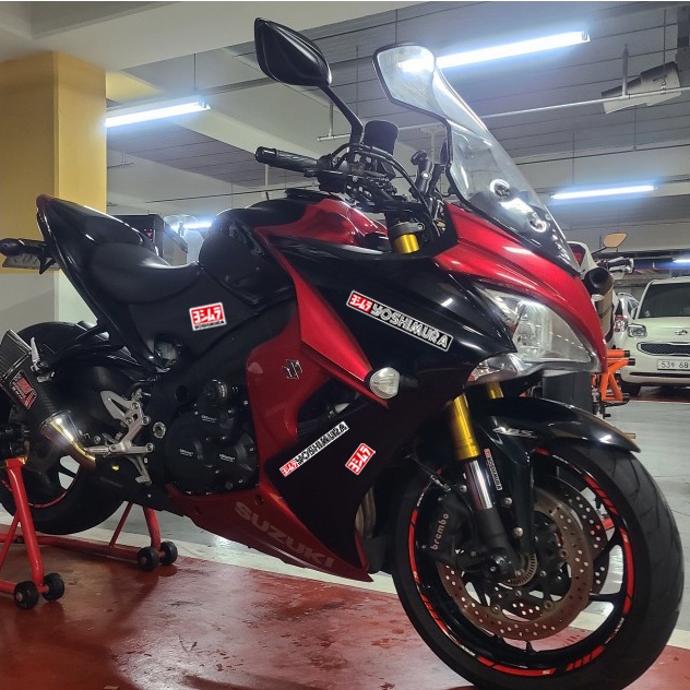 Stiker Reflektif Yoshimura Tahan Air Untuk Mobil