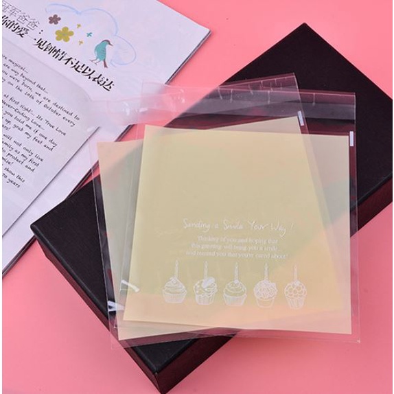 

Plastik OPP Perekat Cookies - Kue - Permen Coklat CUPCAKE CANDLE 13X13 100PCS