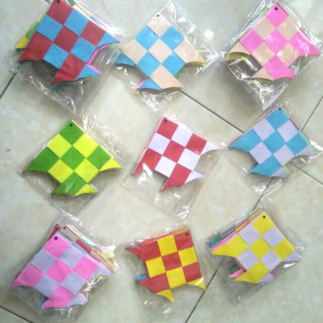 

Amplop ketupat ikan