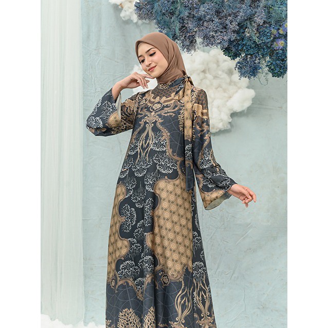 Clarissa Dress - Royal Gold By Wearing Klamby