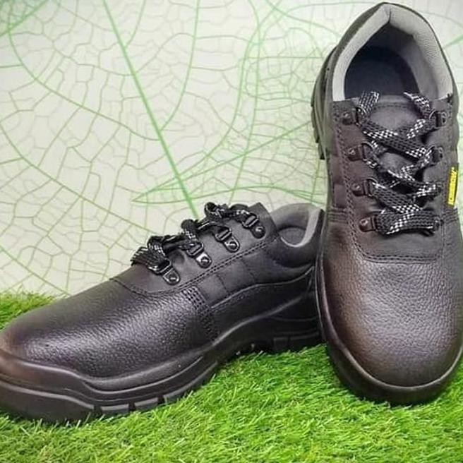 Sepatu Pengaman Krisbow Safety Shoes Arrow 4 Inch Sepatu Sefty- Hitam Kode 665