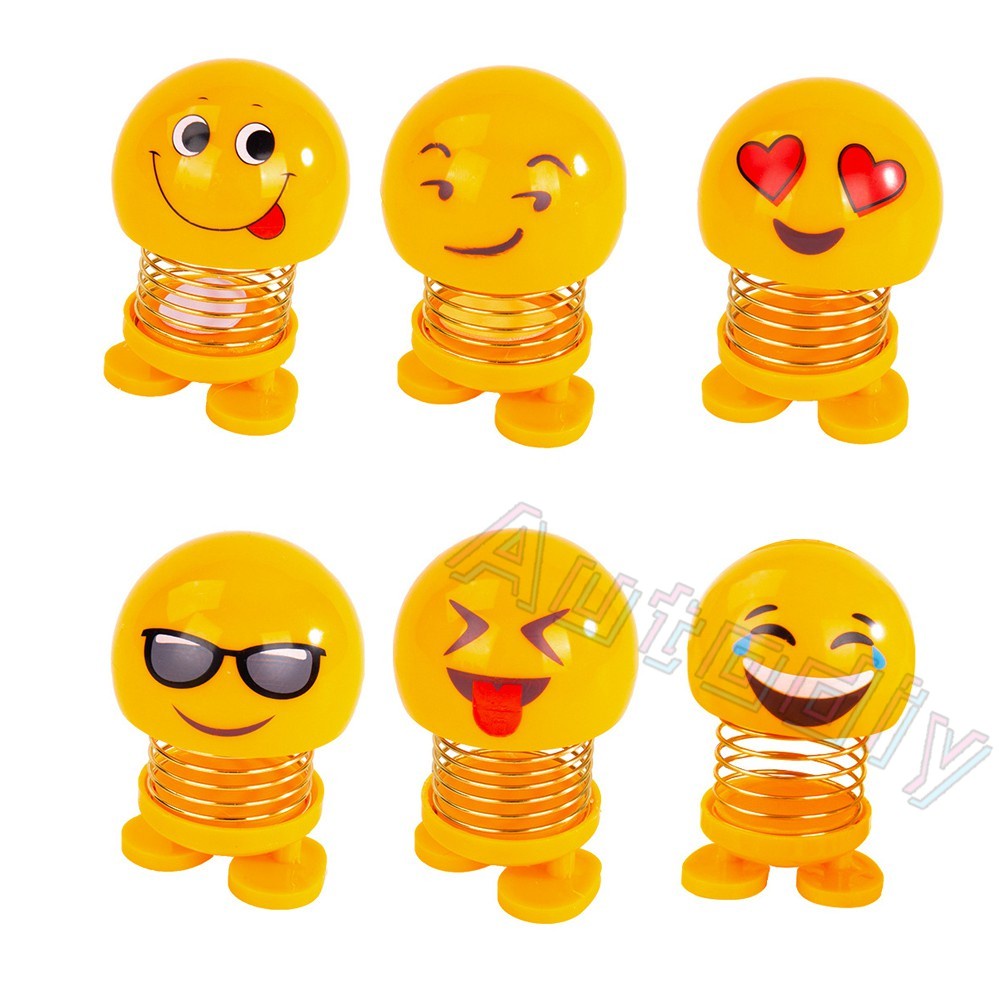 4pcs / Set Mainan Boneka Emoji Kepala Bergoyang Untuk Interior Mobil