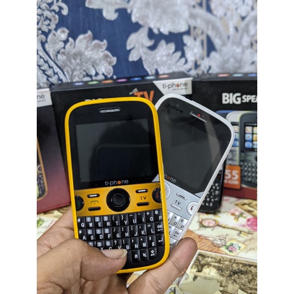 Handphone TV GRATIS Ti.phone T55 bisa TV dan Radio Tanpa Kuota