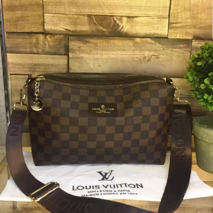 Tas Wanita Tas Selempang tas batam Terbaru kekinian murah Bisa COD cewek P9E5 Tas cantik wanita lv s