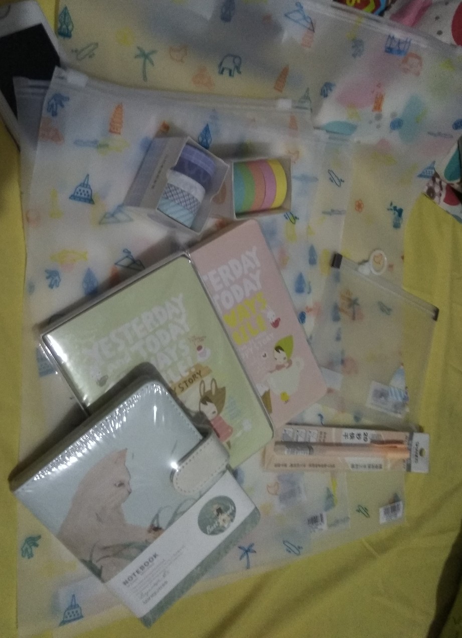 Iconic Indonesia Zipper Storage Bag M 28 X 40 Cm Kantong Kantung Plastik Resleting Motif Tahan Basah