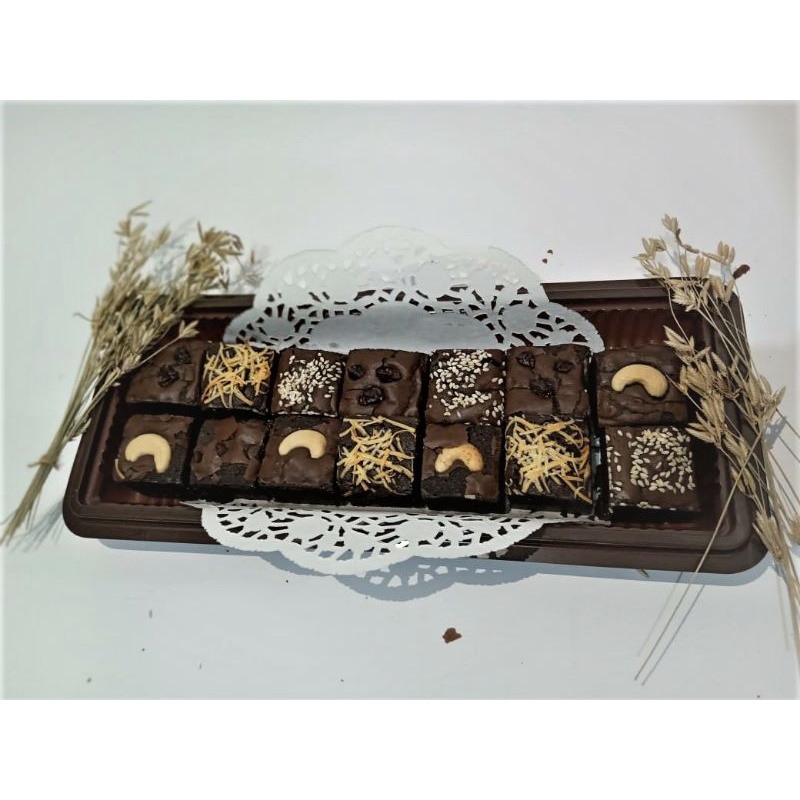 

Brownies Fudgy Mix L ( 14 pcs)