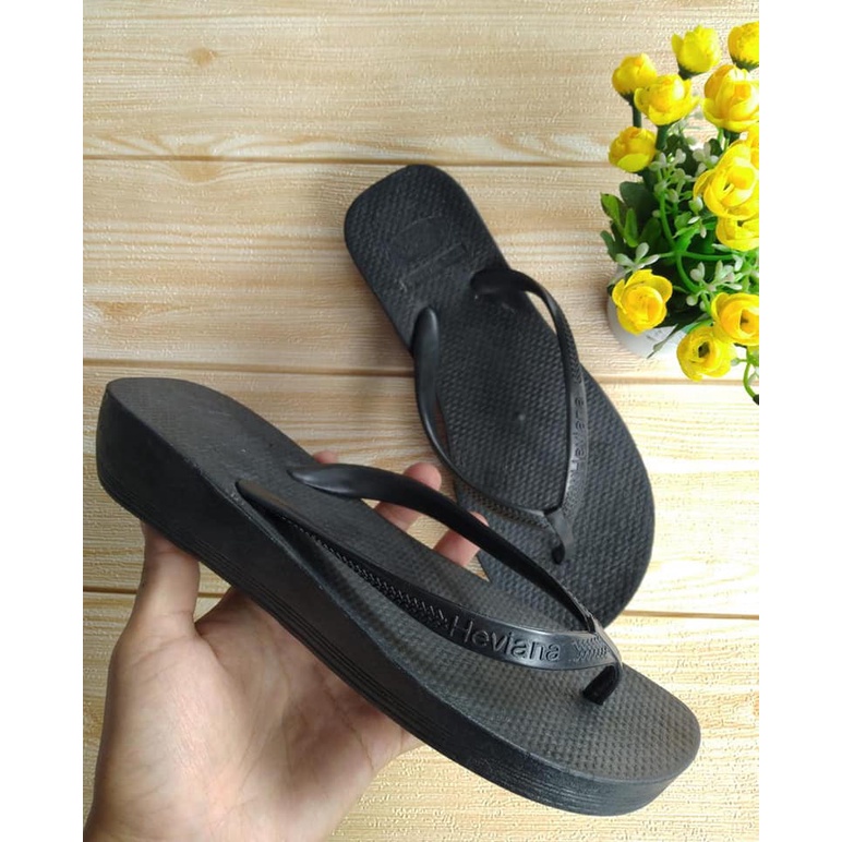 Sandal Hevianas Flat 1cm Dan Hak 3cm / Bahan Karet Murni (Sale khusus size 36)